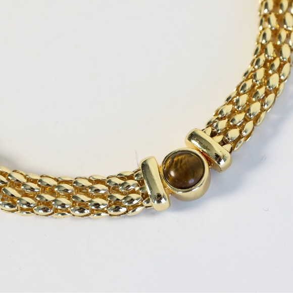 Vintage gold toned choker necklace 80s luxury vibe retro chain thick classy - Picture 2 of 4